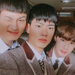 [댓글부탁해] 에이틴 보는사람ㅜㅜㅜㅜ