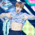 [골든차일드] 장준이 복근 봤어???
