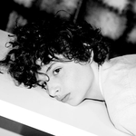 곤란하고 수치스러운 일화 있는 사람..