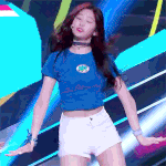 김민주 <b>허리</b> 진짜 얇네
