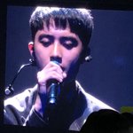 [EXO] 엘이디 때문에 빡치는데 이<b>와중</b>에 도경수 개귀엽네