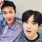 [EXO] 이 셀카  내가 정말 아낀다