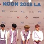 [강다니엘] 강다니엘 셀카봉으로 <b>골프</b> ㅋㅋㅋ