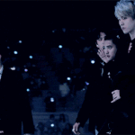 [EXO] 이날 솔직히 개<b>오바</b>엿삼,,,
