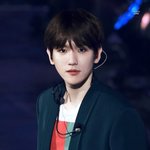 [EXO] 니네들이 보통 말하는 스<b>엠상</b>이 약간