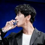 <b>신과</b>함께 궁금한거 말해주라