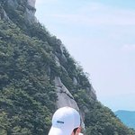 [시우민] 친구분들이랑 <b>등산</b> 간 시우민>.<