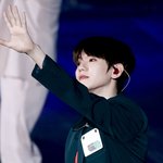 인기 없을 수가 없었던 데뷔초 <b>백현</b>
