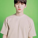 <b>황민현</b> 웃을때 안웃을때 갭 차이