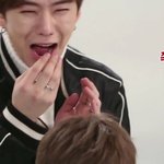 [댓글부탁해] 그런 사람을 뭐라하더라
