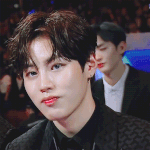 [댓글부탁해] +하성운 <b>움짤</b>이나 사진 좀 ㅠㅠ