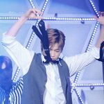 [강다니엘] 눈새 <b>넥타이</b>