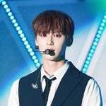 [황민현] [180821] 스마일콘 과질인데 보다 설레<b>주글</b>지도 몰라