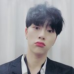 [드루와] 나 피어싱 11개 뚫었는데 <b>궁물</b>받음