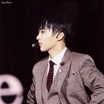 [EXO] 카오스<b>와중</b>에 우민이 미모 감상타임 ㅇㅇ