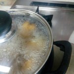 <b>감자</b> 삶고잇당 히힛