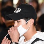 [시우민] 얼굴하고 손의 <b>갭</b>(시우민)