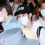 [시우민] 이 <b>사진</b> 기자분이랑 <b>눈</b>마주쳐서 찍힌거 같은데(시우민)