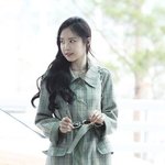 [댓글부탁해] 난리난 오늘 손나은 <b>파리</b>가는 날