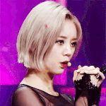 <b>혜리</b> 밝은머리단발 해주면 좋겠다