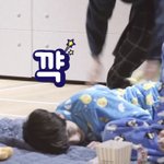 전학생 얄미워하는 거 에바지?