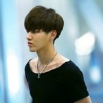 [EXO] 우둘 오프<b>숄더</b> 볼 사람