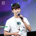 군<b>복무</b> 중인 '아이돌'