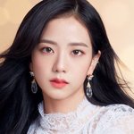 [댓글부탁해] 얼굴 갸름해지는 주사나 성형 뭐 있지..