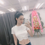 설리 <b>전신샷</b>