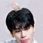 비주얼과 다른 글씨체의 남돌