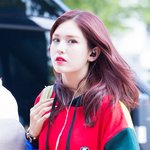 무대 위 모습 간절한 여돌