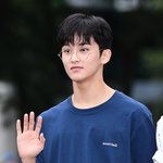 [NCT] 마크 얼굴 진짜 쬐깐하다