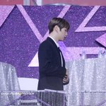 [강다니엘] 어제 수트핏 조녜였어