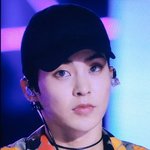 [EXO] 민석이 반응 쩔까봐 그로 떨리는<b>구낭</b>