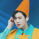 [EXO] 찬열이 금발에 <b>쉼표</b>머리하면 진짜 대박일듯