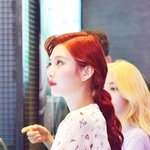 예쁜 아이돌,사람 사진 뿌려줘