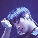 [박지훈] 너무 잘생겼어.....