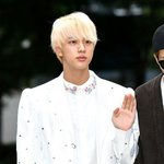 <b>뽀샵</b>없는 기사 사진에서 일반인보다못한 방탄진