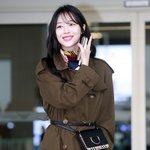 출국하는 <b>설리</b>