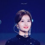 완전 우아했던 트와이스 <b>사나</b>