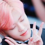 <b>nct</b> 핑크머리 걔