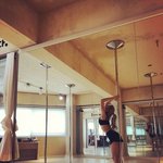 <b>솔라</b> 폴댄스ㄷㄷㄷ