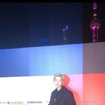 [EXO] 찬열아 전부 니<b>발치</b>에있다.