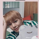 [강다니엘] 더스프링홈 <b>이번시즌</b> 사진들 ㄹㅇ 조녜야