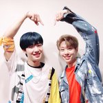 [댓글부탁해] 음<b>방</b><b>끝</b>날때마다 하트셀카 올려주는 아이돌