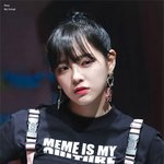 <b>뒤</b>끝 없고 씩씩할 것 같은 여<b>돌</b>