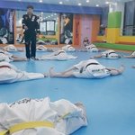[여자의심리] 여자들 생리통 간접체험하는 방법