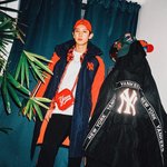 [EXO] 찬열이 패딩이랑 가방 이쁘지않냐?ㅎㅎ