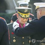 전진구, 로버트 B 넬러