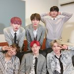 [<b>JBJ</b>] 한 달만 있으면 데뷔 1주년이다..